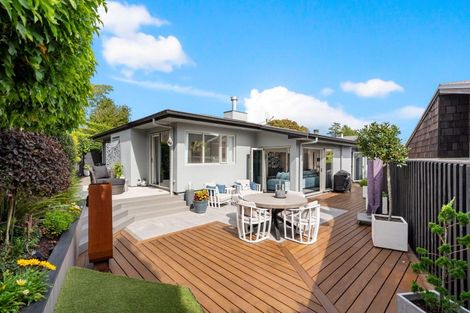 Photo of property in 30 Iona Road, Havelock North, 4130