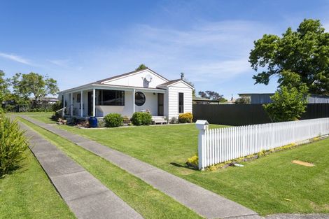 Photo of property in 8 Vivian Street, Inner Kaiti, Gisborne, 4010
