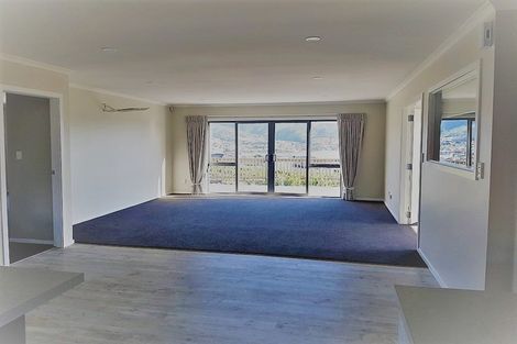 Photo of property in 2 Waitaria Terrace, Aotea, Porirua, 5024