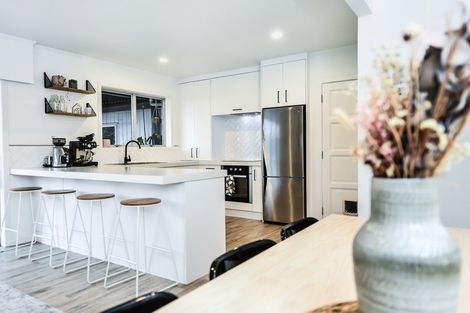 Photo of property in 80 Newcastle Road, Dinsdale, Hamilton, 3204