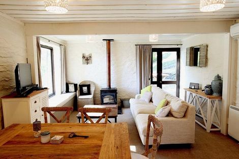 Photo of property in 65 Arrowtn-lke Hayes Road, Lake Hayes, Queenstown, 9371