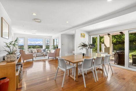 Photo of property in 425a Cashmere Road, Westmorland, Christchurch, 8025