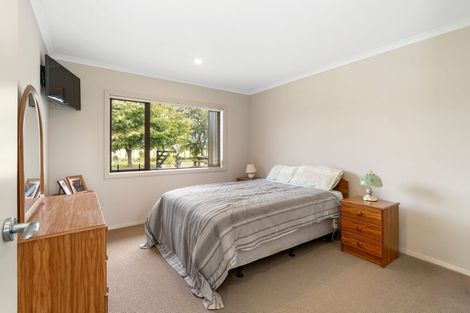 Photo of property in 77 Bruce Road, Levin, 5510