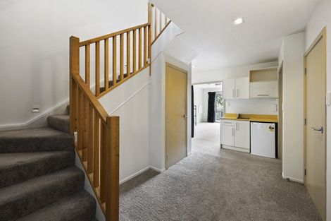 Photo of property in 15 Shortland Street, Lower Vogeltown, New Plymouth, 4310