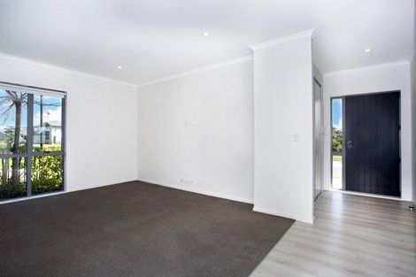 Photo of property in 94 Te Napi Drive, Takanini, 2112