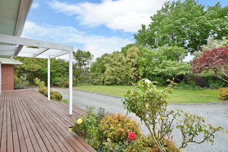 Photo of property in 16 Larch Place, Casebrook, Christchurch, 8051