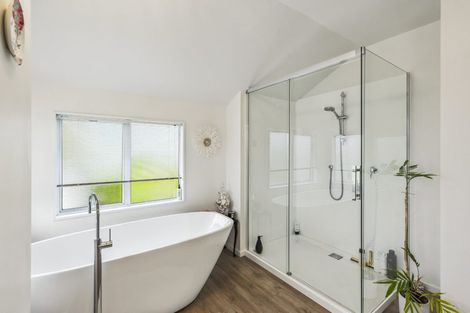 Photo of property in 47 Golf Road, Paraparaumu Beach, Paraparaumu, 5032