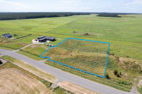 Photo of property in 21 Truebridge Drive, Waitarere, Levin, 5510