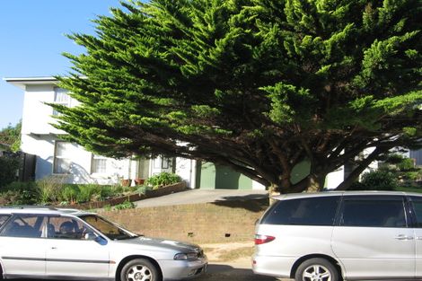 Photo of property in 94 Churton Drive, Churton Park, Wellington, 6037