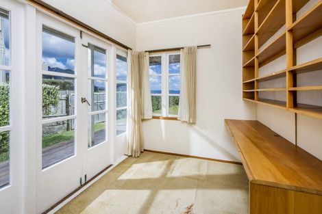 Photo of property in 39 Ocean View Road, Milford, Auckland, 0620