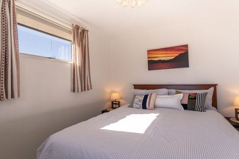 Photo of property in 6 Sealy Street, Twizel, 7901