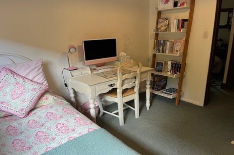 Photo of property in 37 Beauchamp Street, Karori, Wellington, 6012