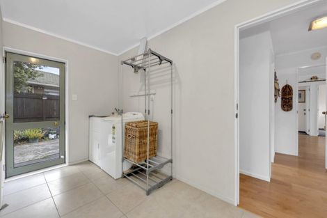 Photo of property in 220 Te Irirangi Drive, Flat Bush, Auckland, 2019
