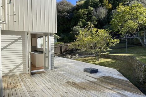 Photo of property in 162 Broderick Road, Johnsonville, Wellington, 6037