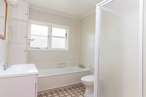 Photo of property in 12 Willoughby Street, Paeroa, 3600