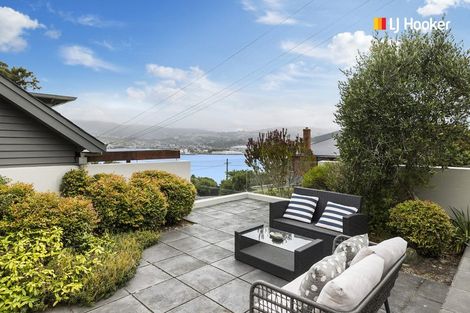 Photo of property in 17 Cornwall Street, Vauxhall, Dunedin, 9013