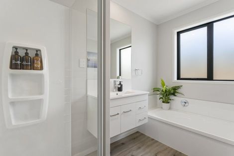 Photo of property in 42 Tamapahore Boulevard, Papamoa Beach, Papamoa, 3118