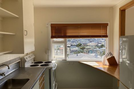 Photo of property in 8/2 Scarborough Terrace, Mount Victoria, Wellington, 6011