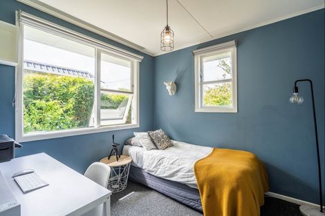 Photo of property in 16 Kaka Road, Raumati Beach, Paraparaumu, 5032