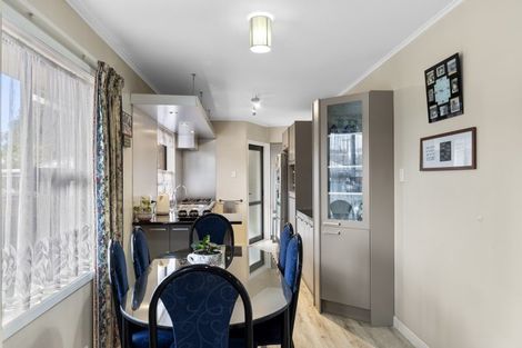 Photo of property in 14 Holloway Place, Forest Lake, Hamilton, 3200