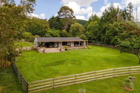 Photo of property in 390 Scotts Road, Linton, Palmerston North, 4472