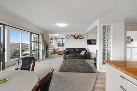 Photo of property in 63 Centennial Avenue, Helensburgh, Dunedin, 9010