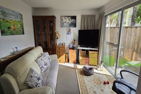 Photo of property in 2/32 Avalon Street, Richmond, Christchurch, 8013