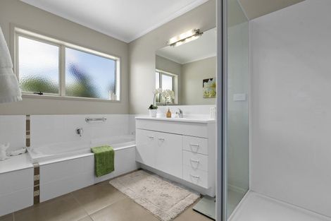 Photo of property in 52 Raukawa Drive, Bethlehem, Tauranga, 3110