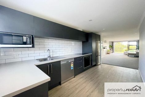 Photo of property in 20 Discovery Place, Marfell, New Plymouth, 4310