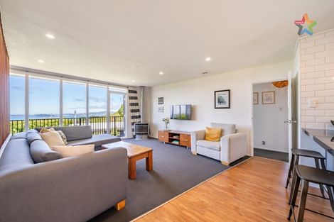 Photo of property in 267b Dowse Drive, Maungaraki, Lower Hutt, 5010