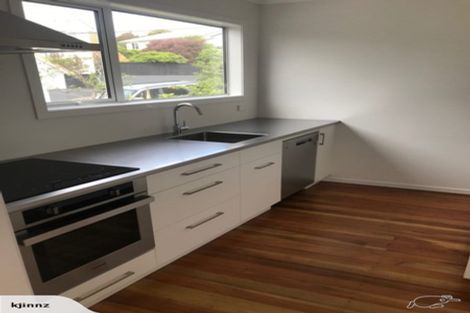 Photo of property in 2/74 Creswick Terrace, Northland, Wellington, 6012