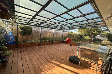 Photo of property in 59 Frank Nobilo Drive, Golflands, Auckland, 2013