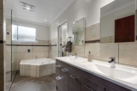 Photo of property in 7 Victoria Street, Ebdentown, Upper Hutt, 5018