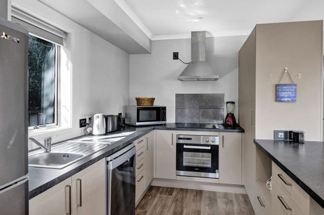 Photo of property in 90 Reid Avenue, Hawera, 4610