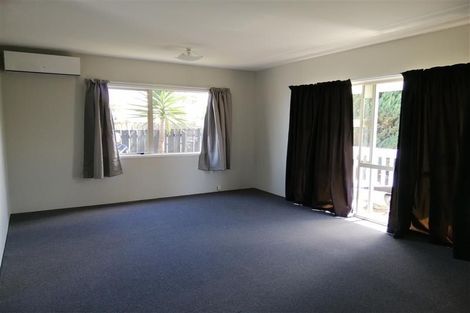 Photo of property in 4/38 Barneys Farm Road, Clendon Park, Auckland, 2103