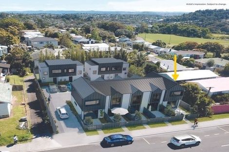 Photo of property in 5/36 Kaipatiki Road, Glenfield, Auckland, 0629