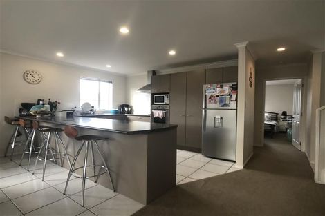 Photo of property in 6 Reefton Place, Flat Bush, Auckland, 2019