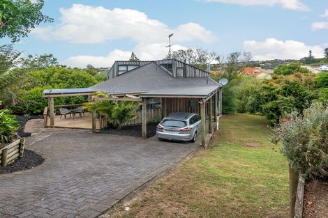 Photo of property in 2/64 Mirrabooka Avenue, Botany Downs, Auckland, 2010