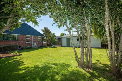 Photo of property in 44 Sevenoaks Drive, Bryndwr, Christchurch, 8053