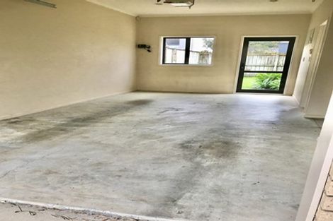 Photo of property in 70 Skip Lane, East Tamaki, Auckland, 2013