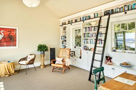 Photo of property in 18 Huia Road, Days Bay, Lower Hutt, 5013