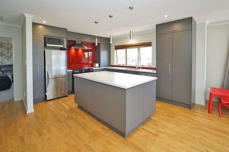 Photo of property in 11 Marnane Terrace, St Andrews, Hamilton, 3200