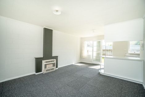 Photo of property in 3 Seddon Street, Takaro, Palmerston North, 4412