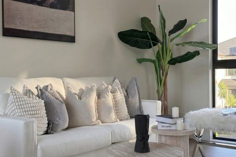 Photo of property in 14 Kiokio Street, Long Bay, Auckland, 0630