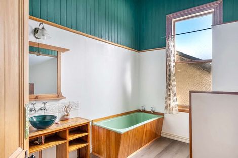 Photo of property in 3 Dickson Street, Kaiti, Gisborne, 4010