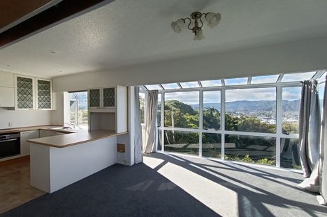 Photo of property in 14 City View Grove, Harbour View, Lower Hutt, 5010