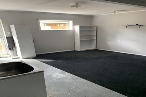 Photo of property in 1/33 Woodstock Road, Forrest Hill, Auckland, 0620