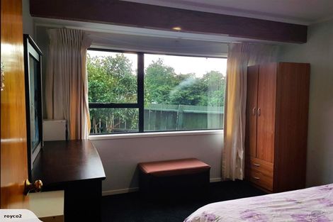 Photo of property in 2/10 Tiri View Place, Waiake, Auckland, 0630