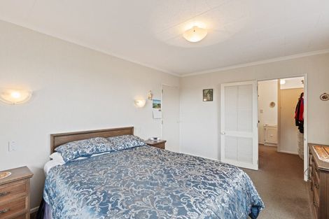 Photo of property in 9 Kapu Grove, Whalers Gate, New Plymouth, 4310