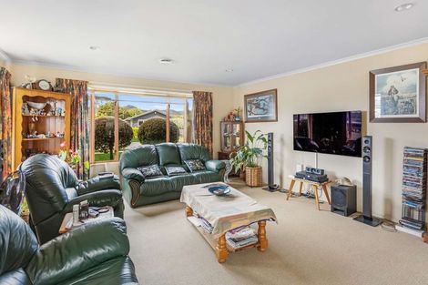 Photo of property in 47 Cholmondeley Crescent, Whitianga, 3510